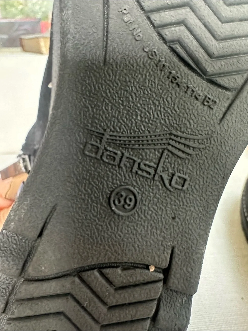 Dansko Women’s Size 39 (8.5-9) Black Leather Wedge Ankle Boots Side Zip